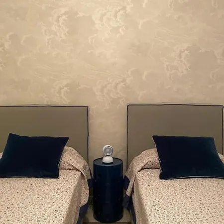 아파트 Timeless Elegance Near Vatican *